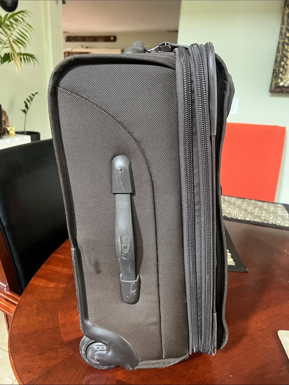 Tumi Brown 2 Wheeled Carry-On with Telescoping Handle. Pre-owned.
